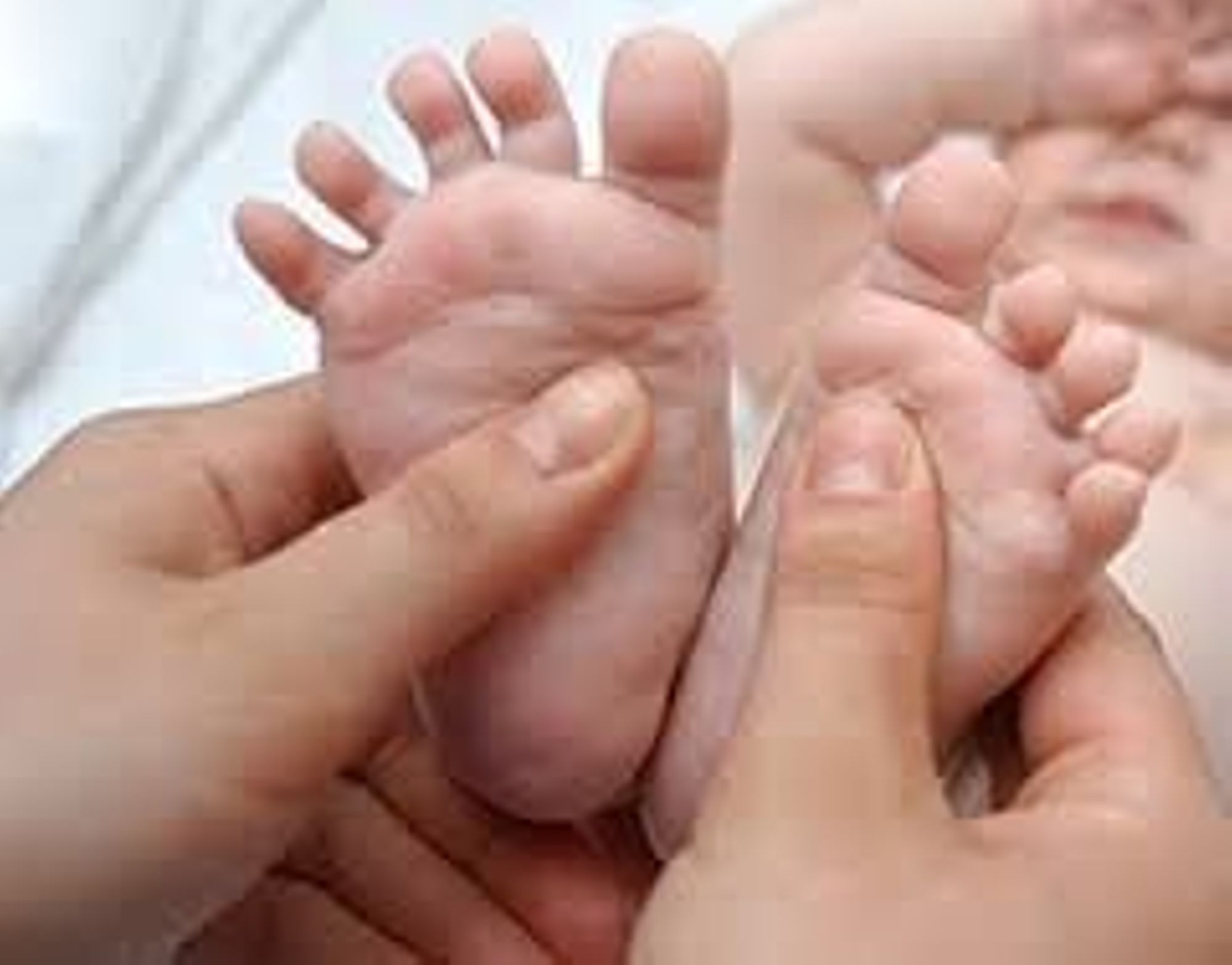 NOUVEAU AU PÔLE PARENTS-ENFANTS  Initiation au toucher relaxation pour bébé 