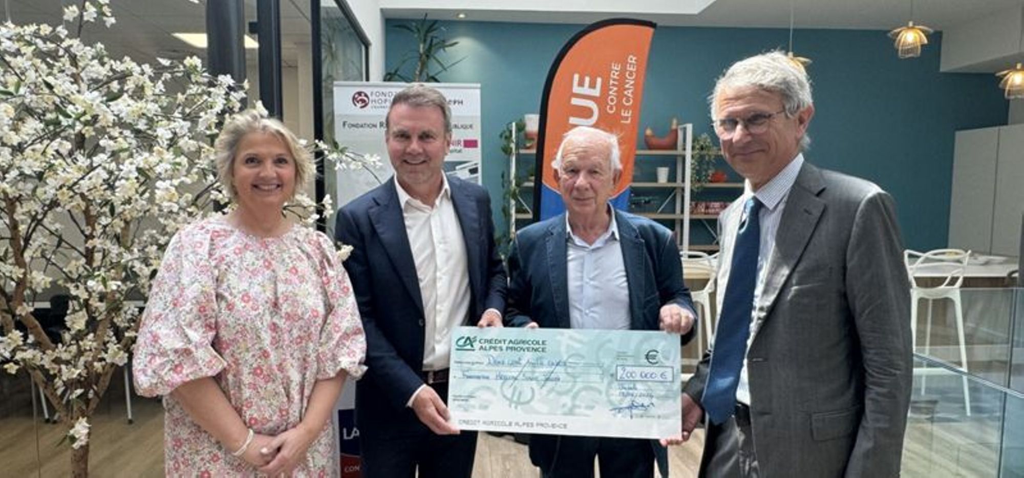 La Marseillaise, 20/06/2024 : La Ligue Contre le Cancer 13 fait un don de 200 000€ à l'Hôpital Saint Joseph