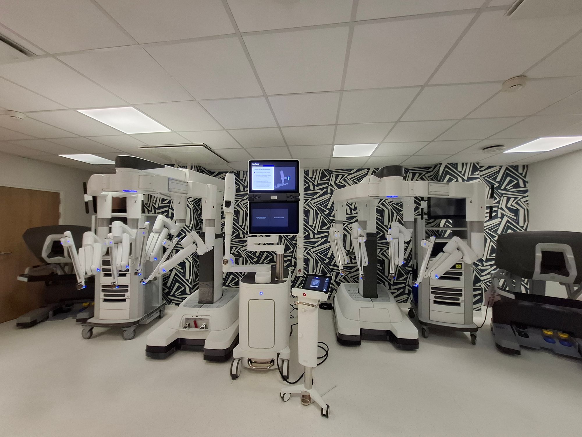 Innovation majeure grâce à l’acquisition de 2 nouveaux robots chirurgicaux Da Vinci Xi pour la Chirurgie Thoracique, Urologique, Gynécologique et Digestive