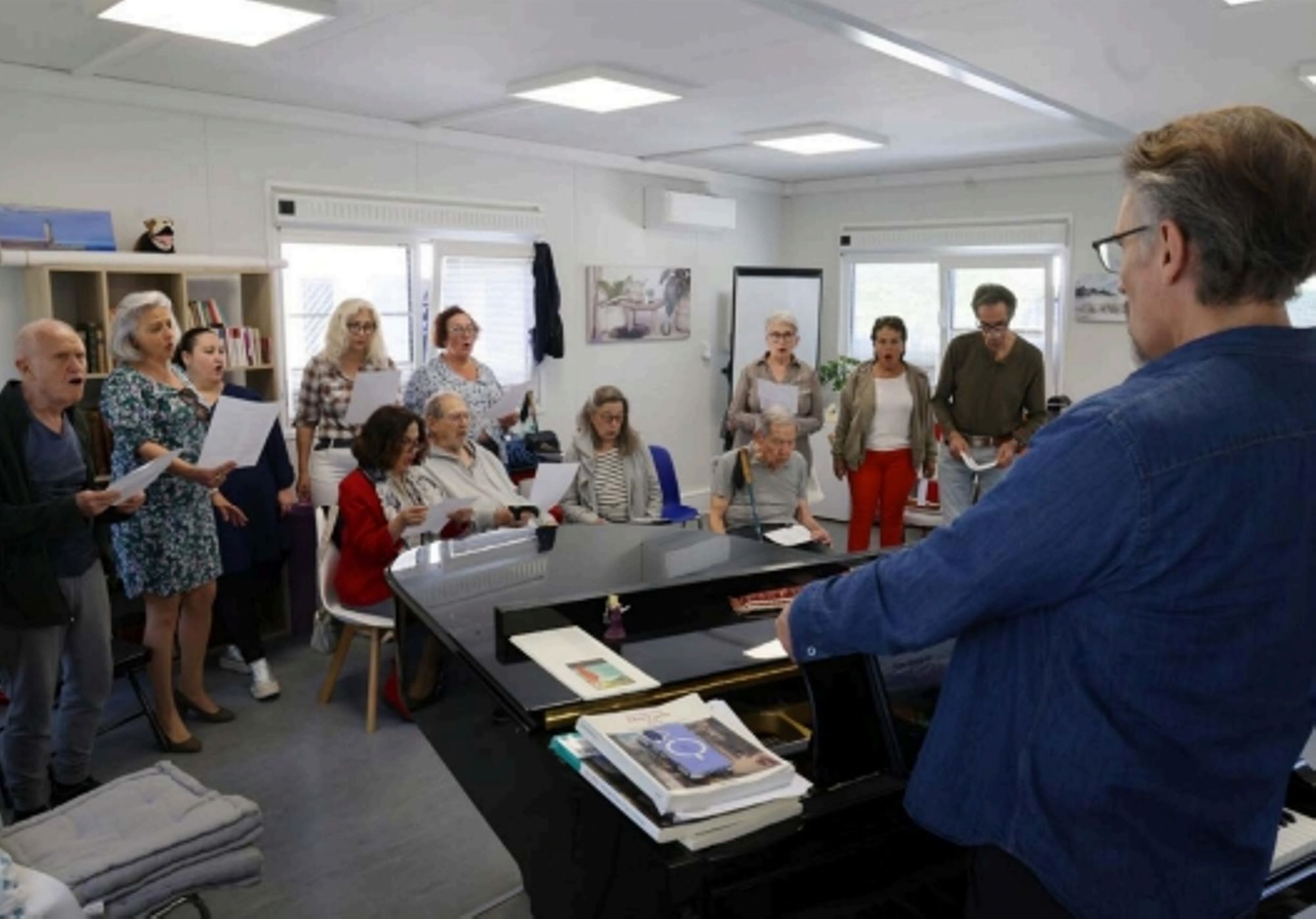 Maladie de Parkinson : le chant soigne et sort de l'isolement